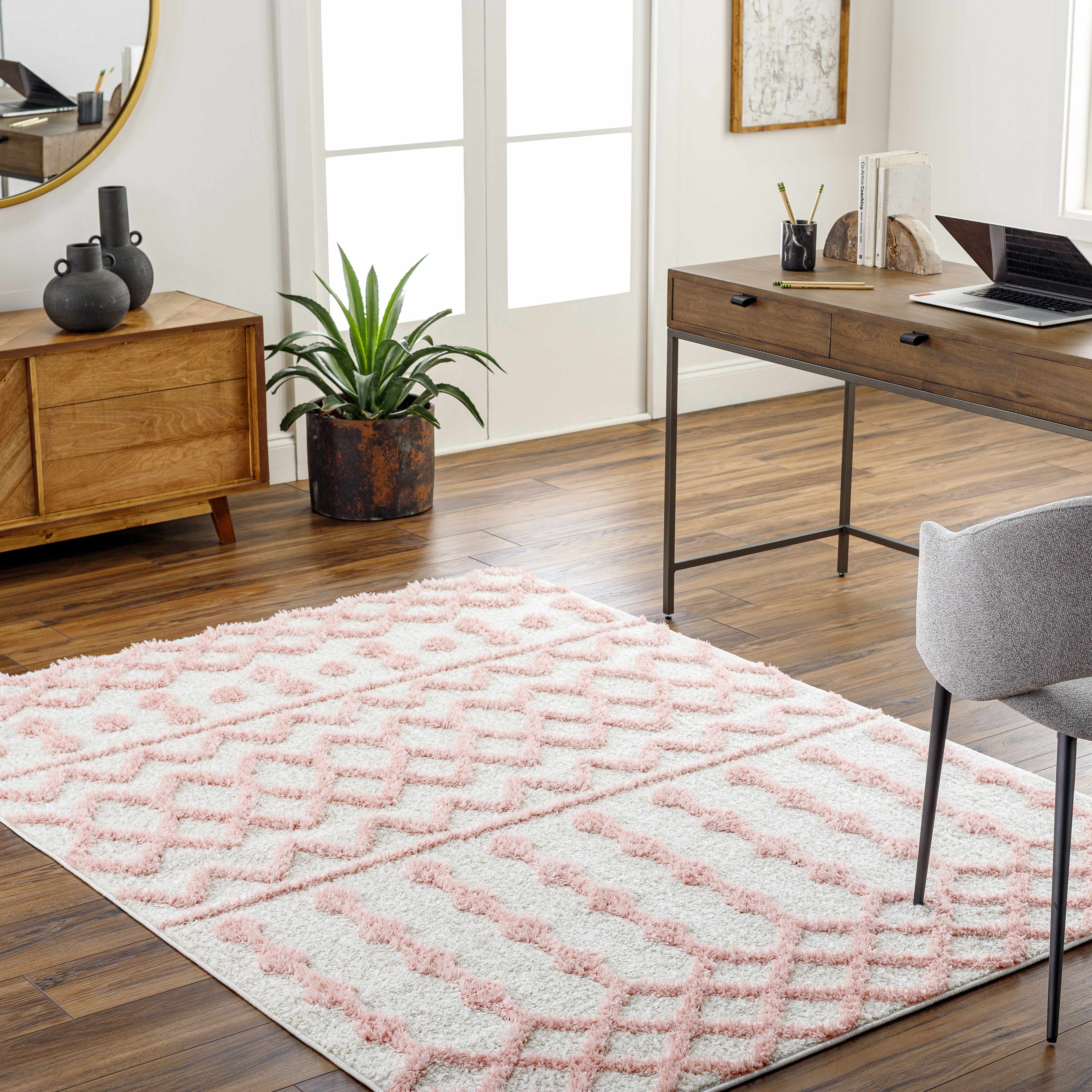 Ilyas 5'3in x 7' Area Rug - Hauteloom