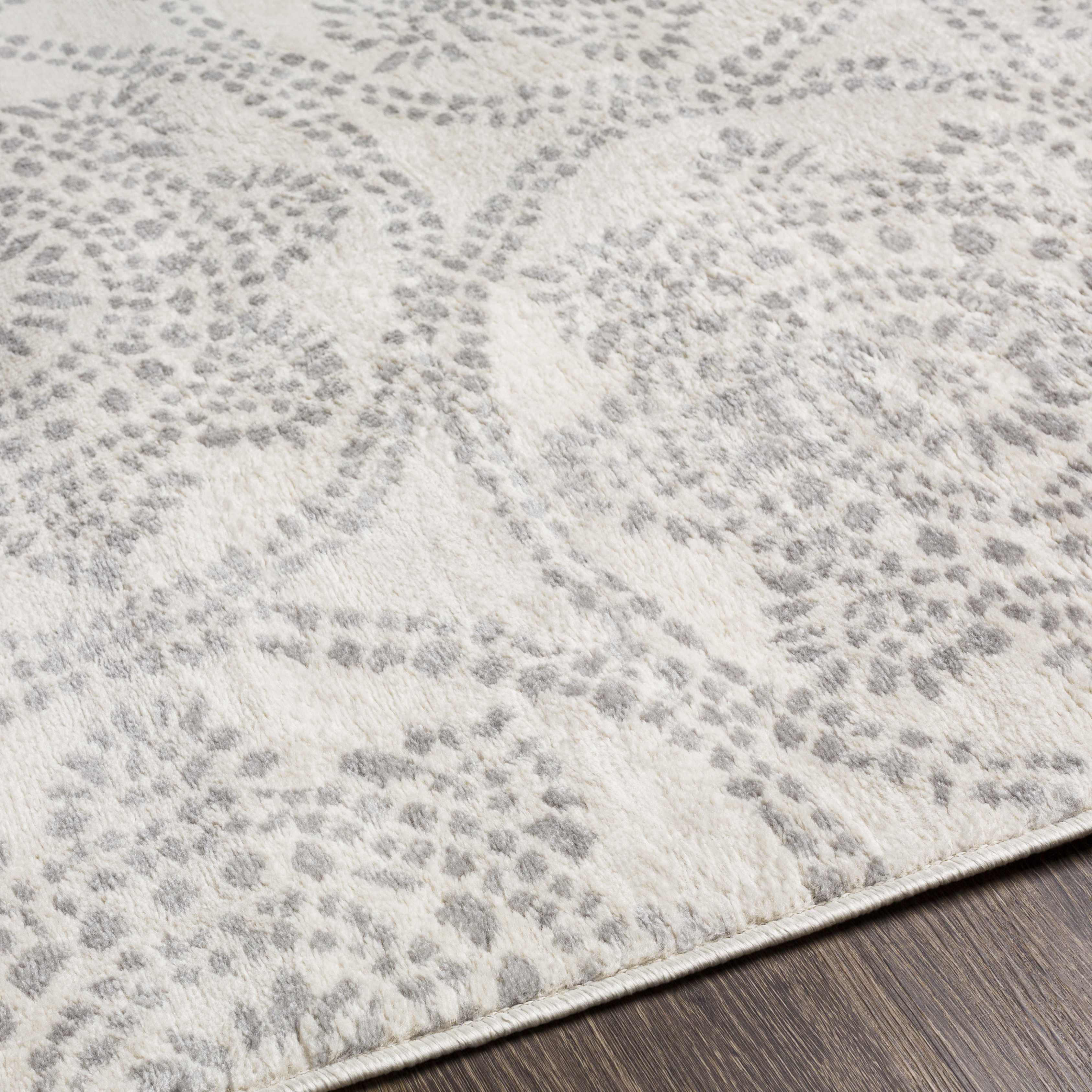 Mevagissey 6'7in x 9' Updated Traditional Farmhouse Area Rug - Hauteloom