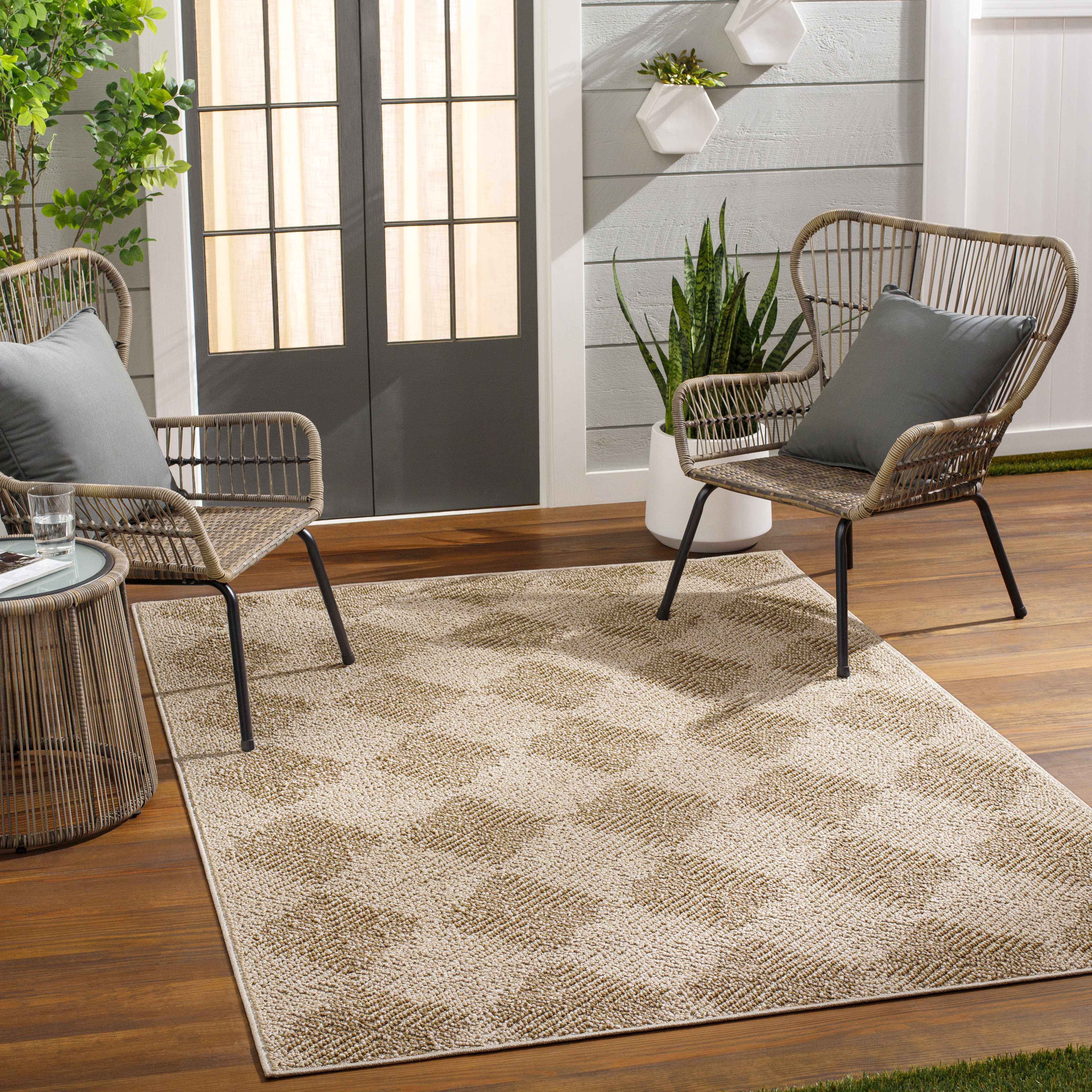 Broox 5'3in x 7' Outdoor Area Rug - Hauteloom