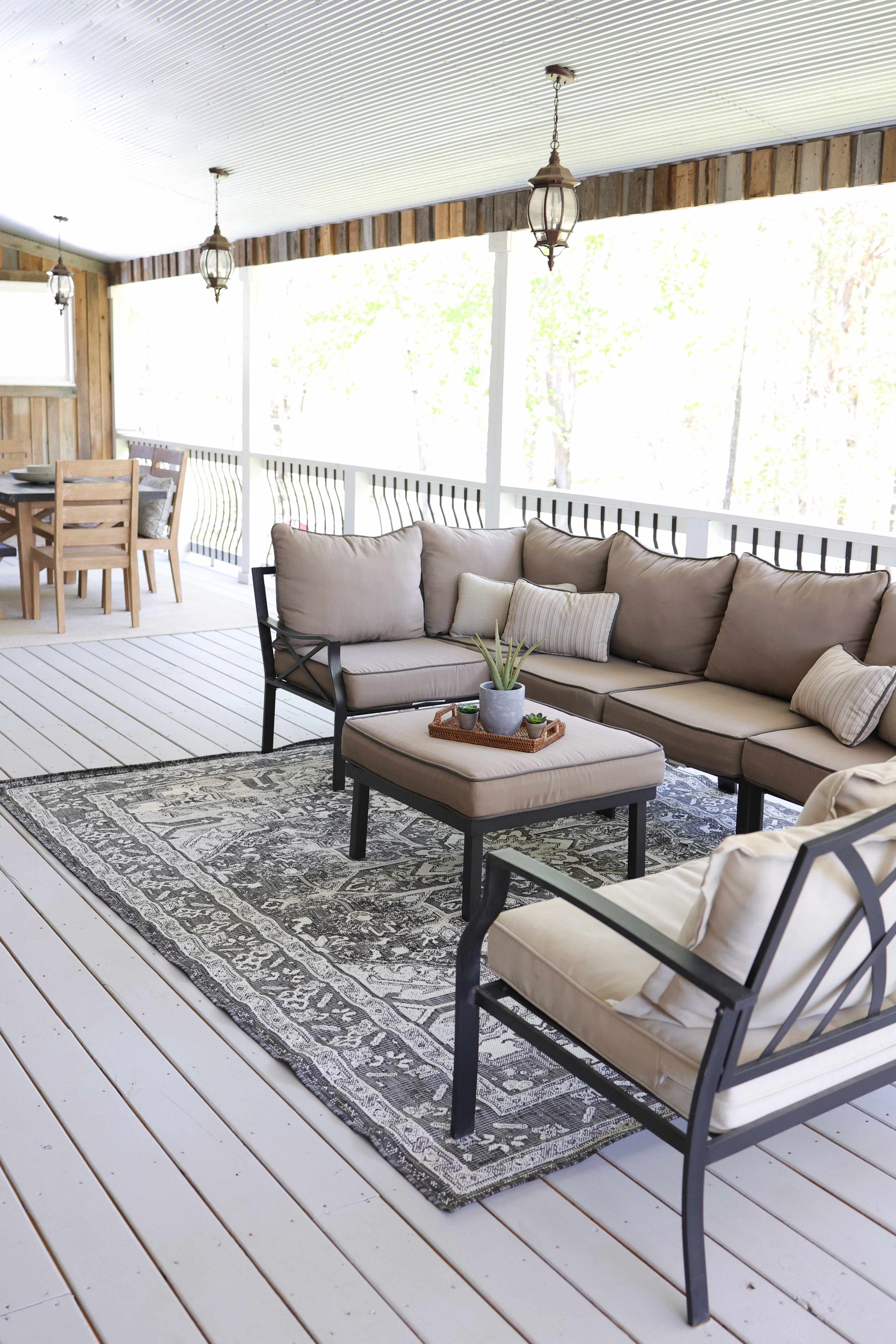 Cohen 6'7in x 9' Outdoor Area Rug - Hauteloom