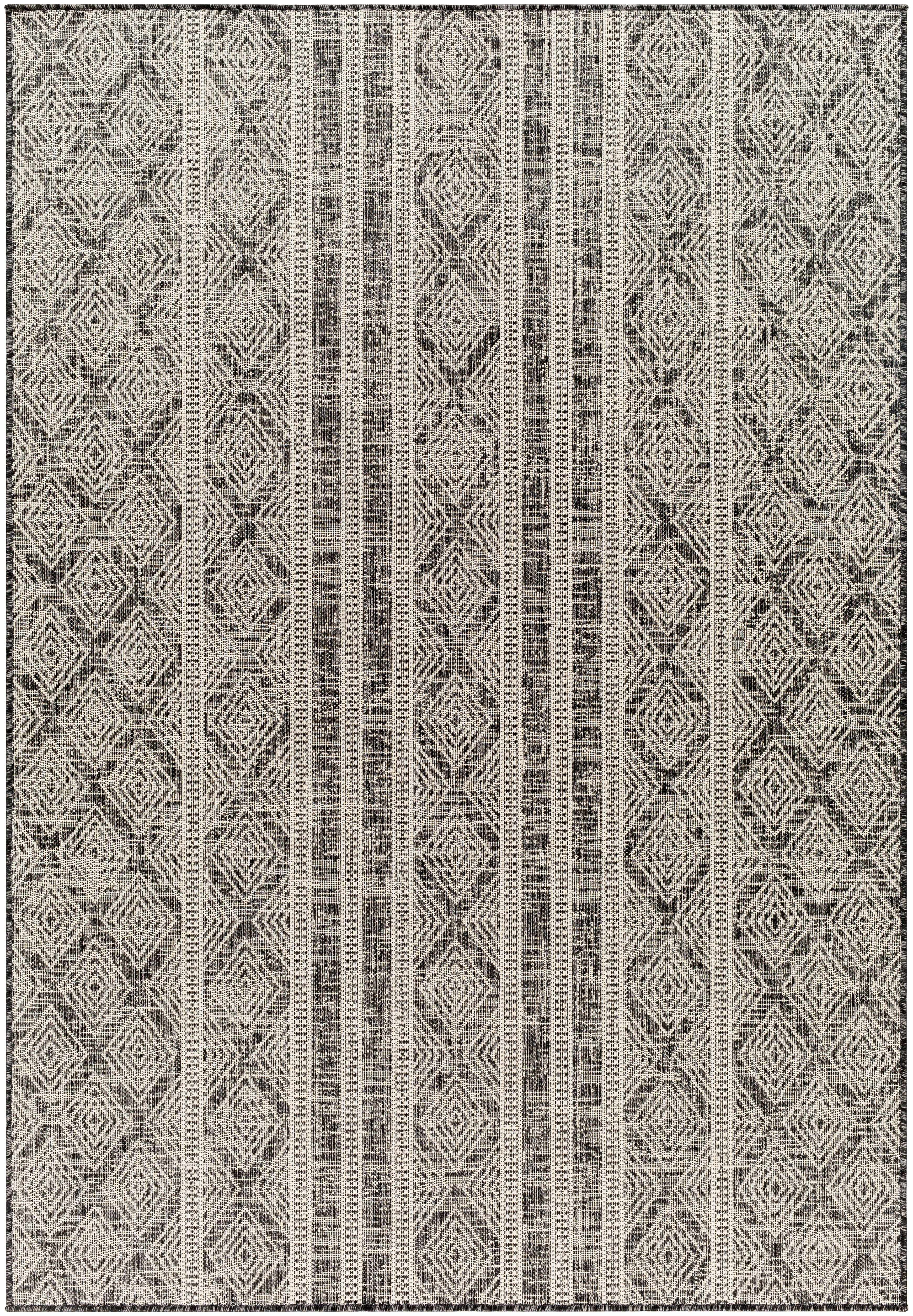 Gavin 5'3in x 7' Outdoor Area Rug - Hauteloom