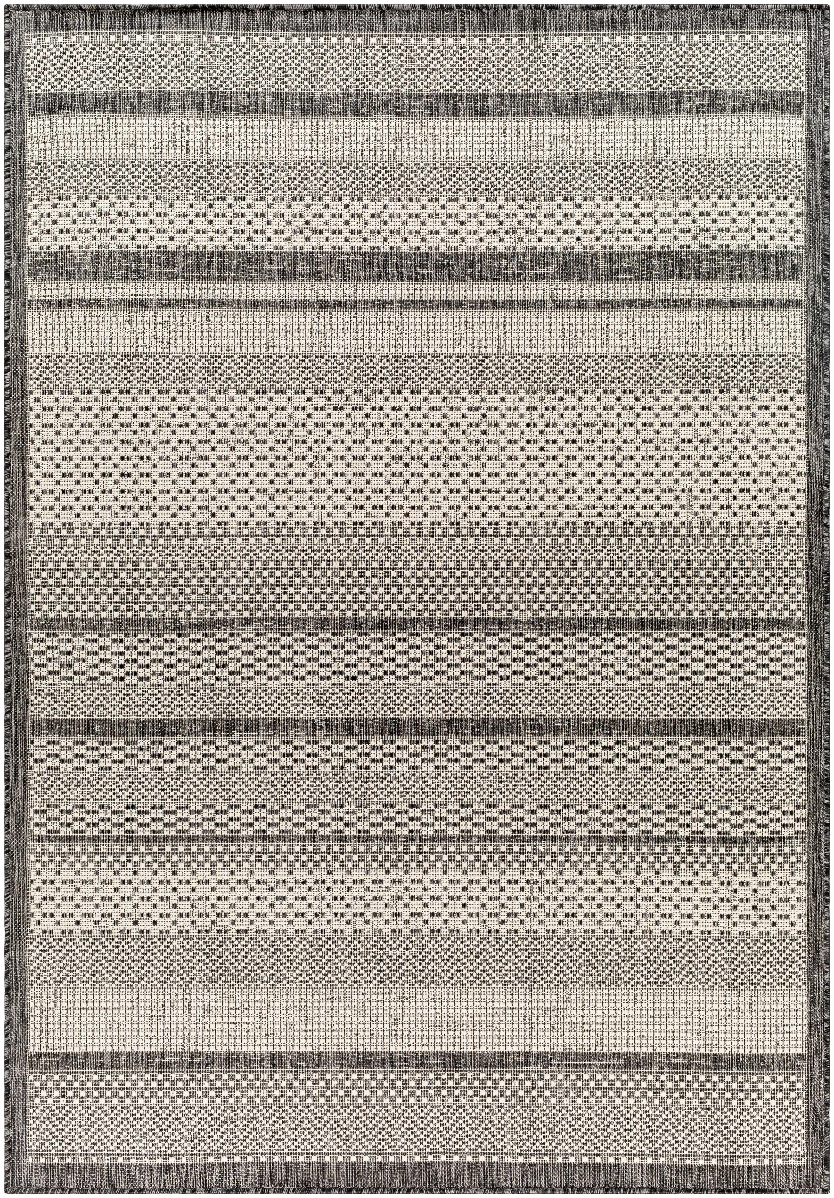 Hessa 6'7in x 9' Outdoor Area Rug - Hauteloom