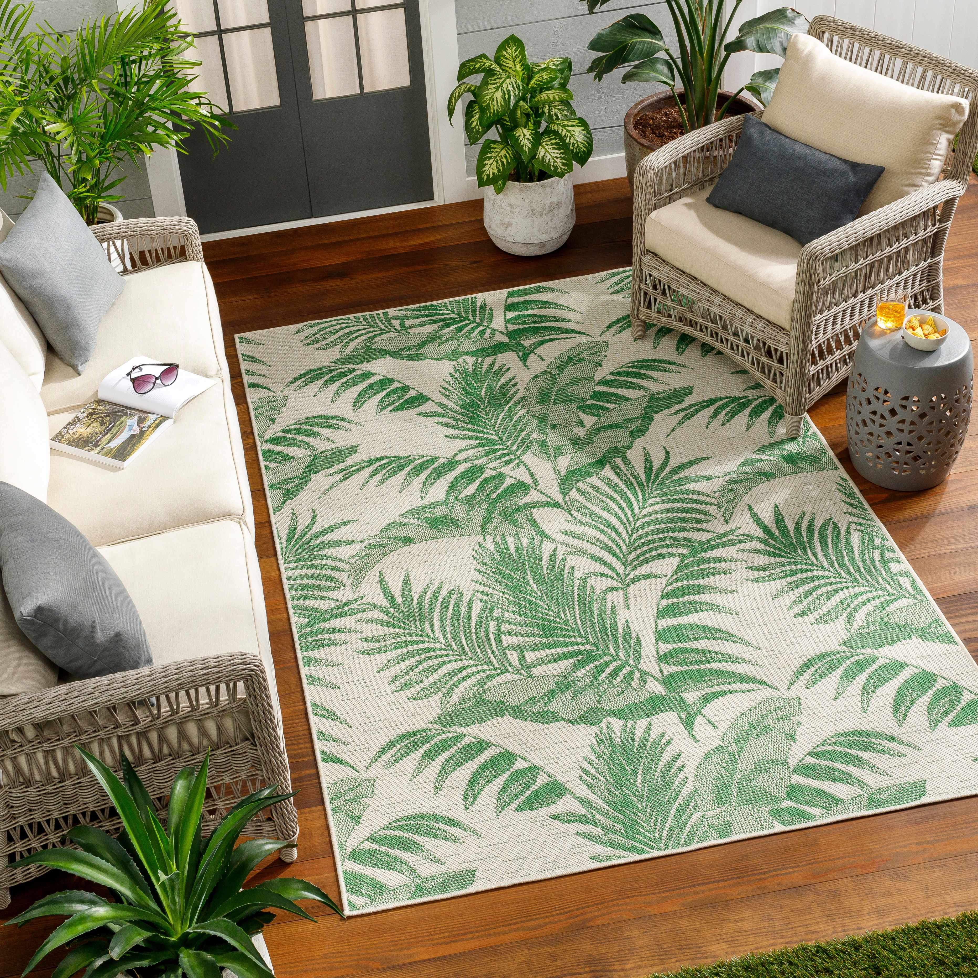 Caley 5'3in x 7' Outdoor Area Rug - Hauteloom