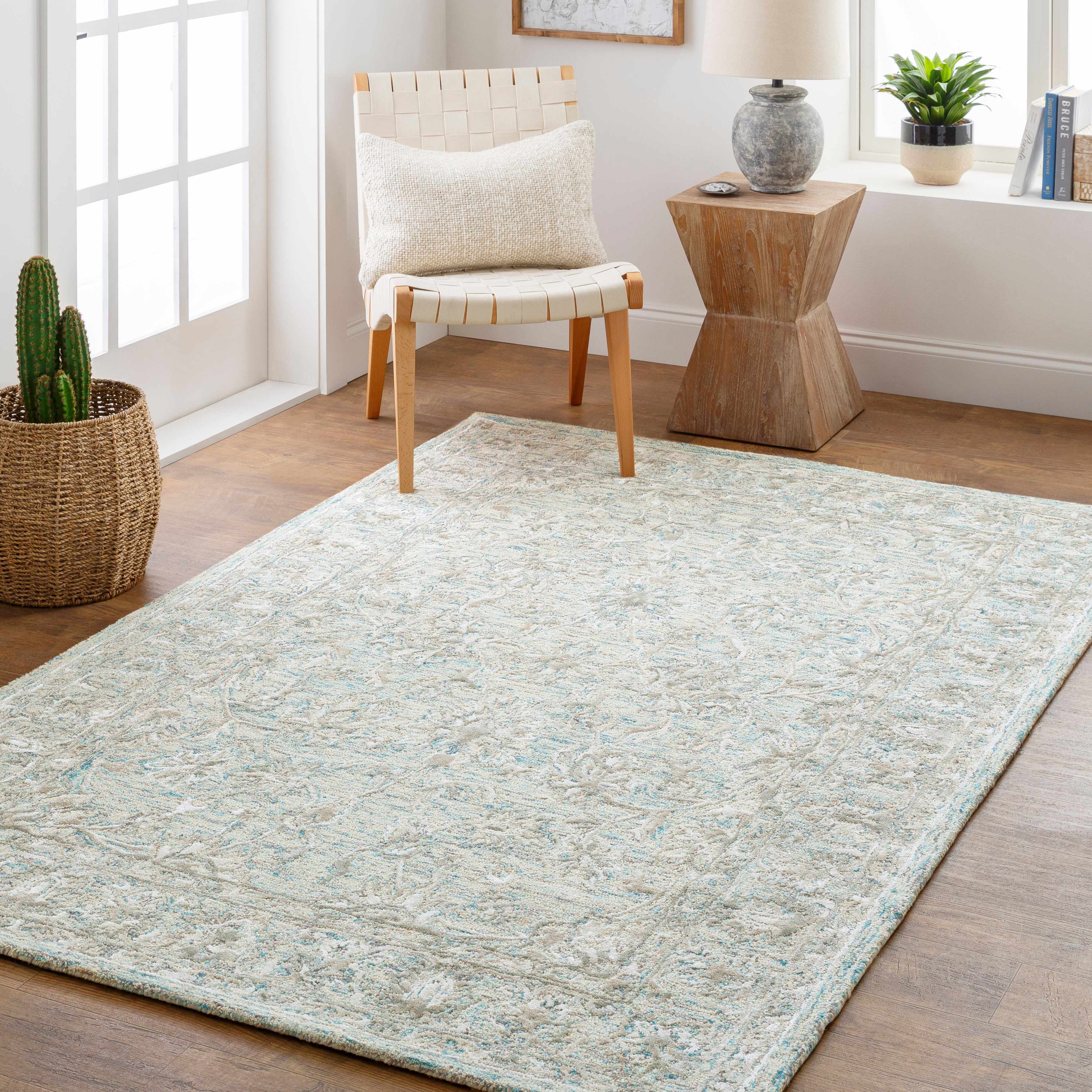 Browning 4' x 6' Traditional Wool Area Rug - Hauteloom