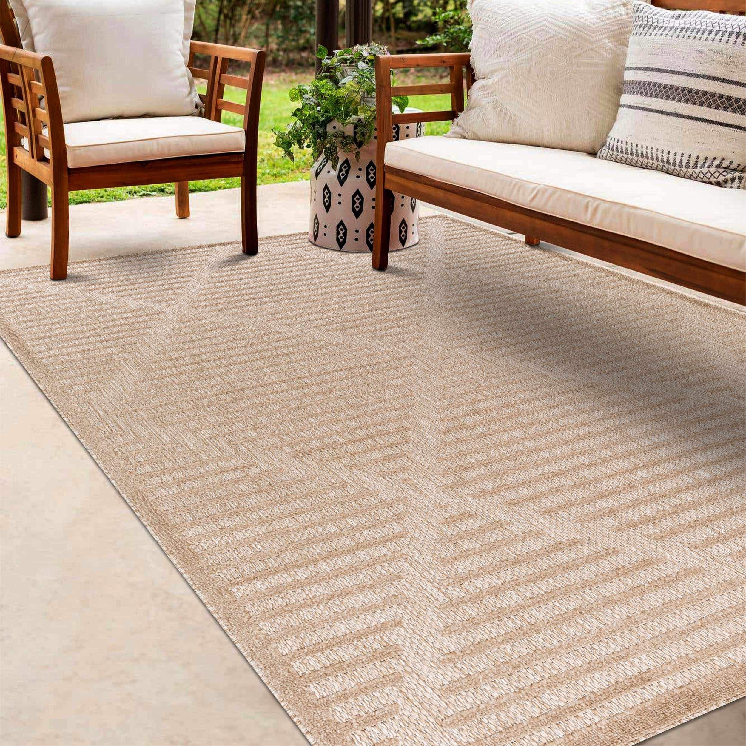 Anah 5'3in x 7' Outdoor Area Rug - Hauteloom