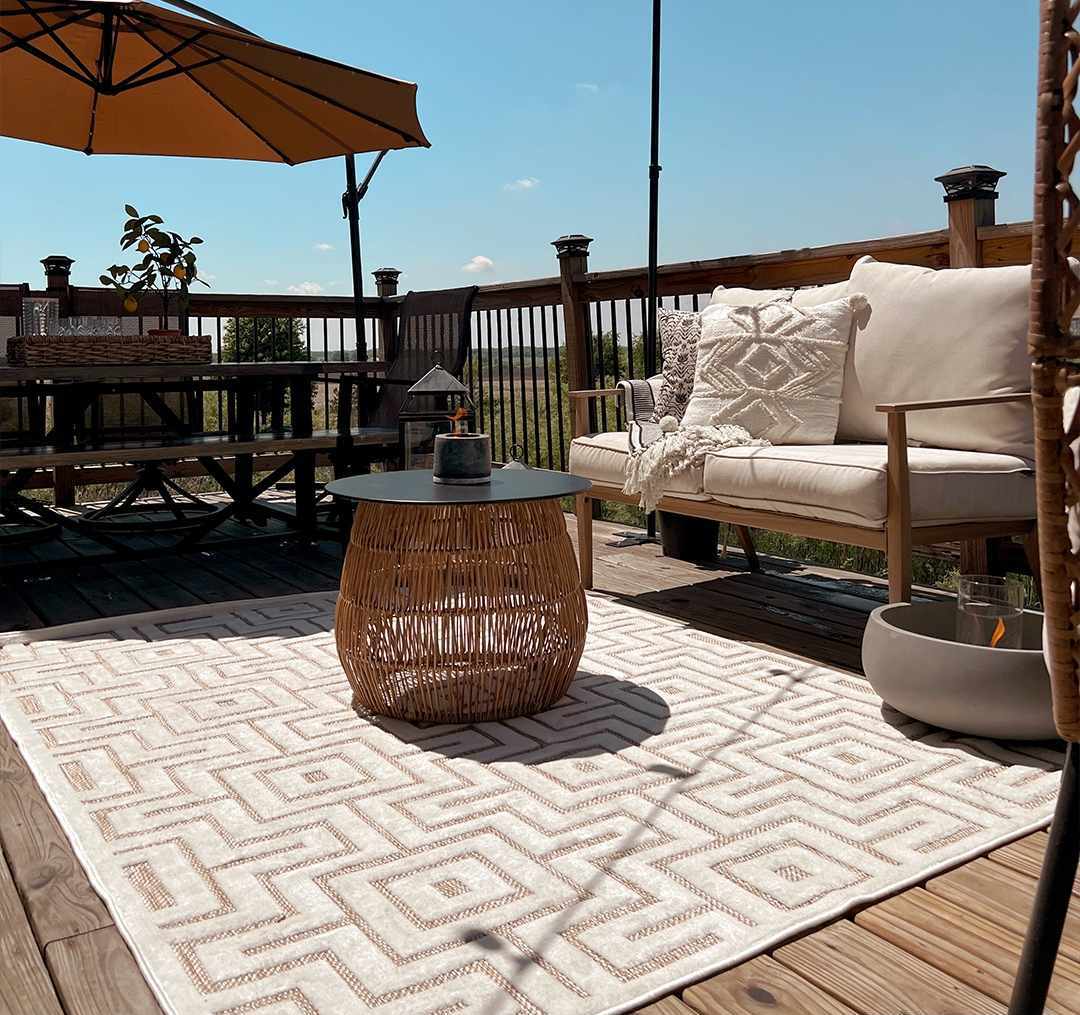 Zevi 7'10in x 10' Outdoor Area Rug - Hauteloom