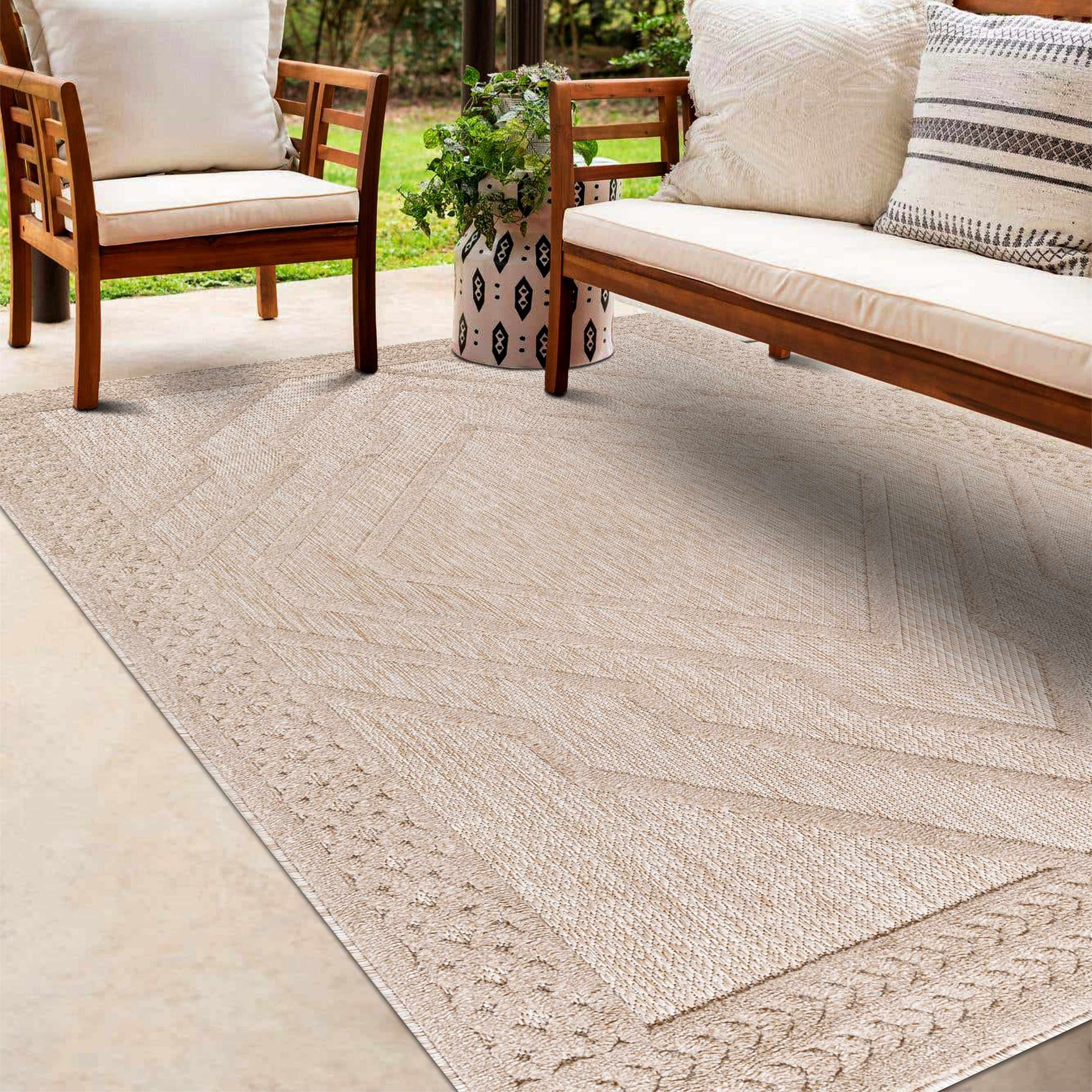 Anja 6'7in x 9' Outdoor Area Rug - Hauteloom