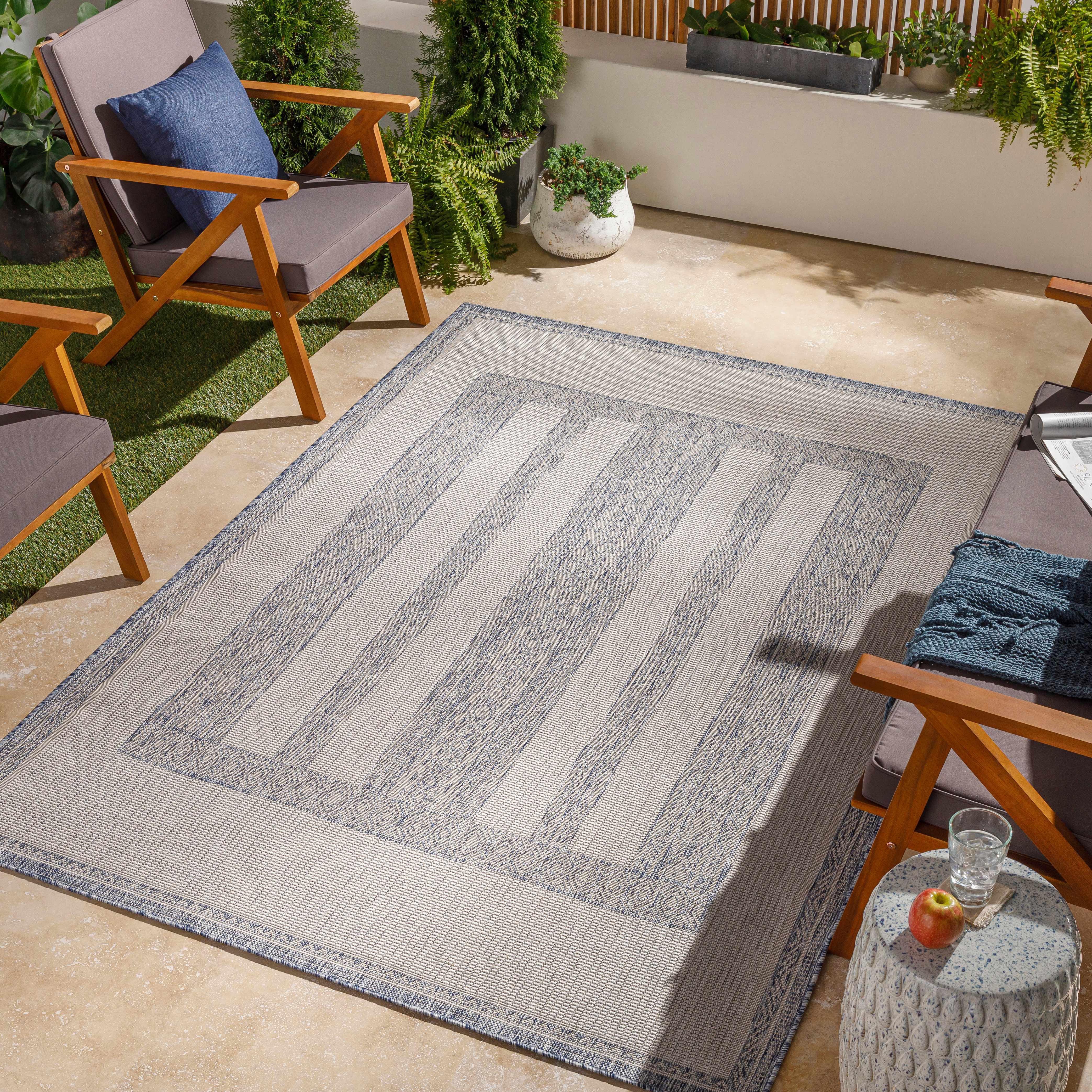 Sallynoggin 5'3in x 7' Outdoor Farmhouse Moroccan Outdoor Area Rug - Hauteloom