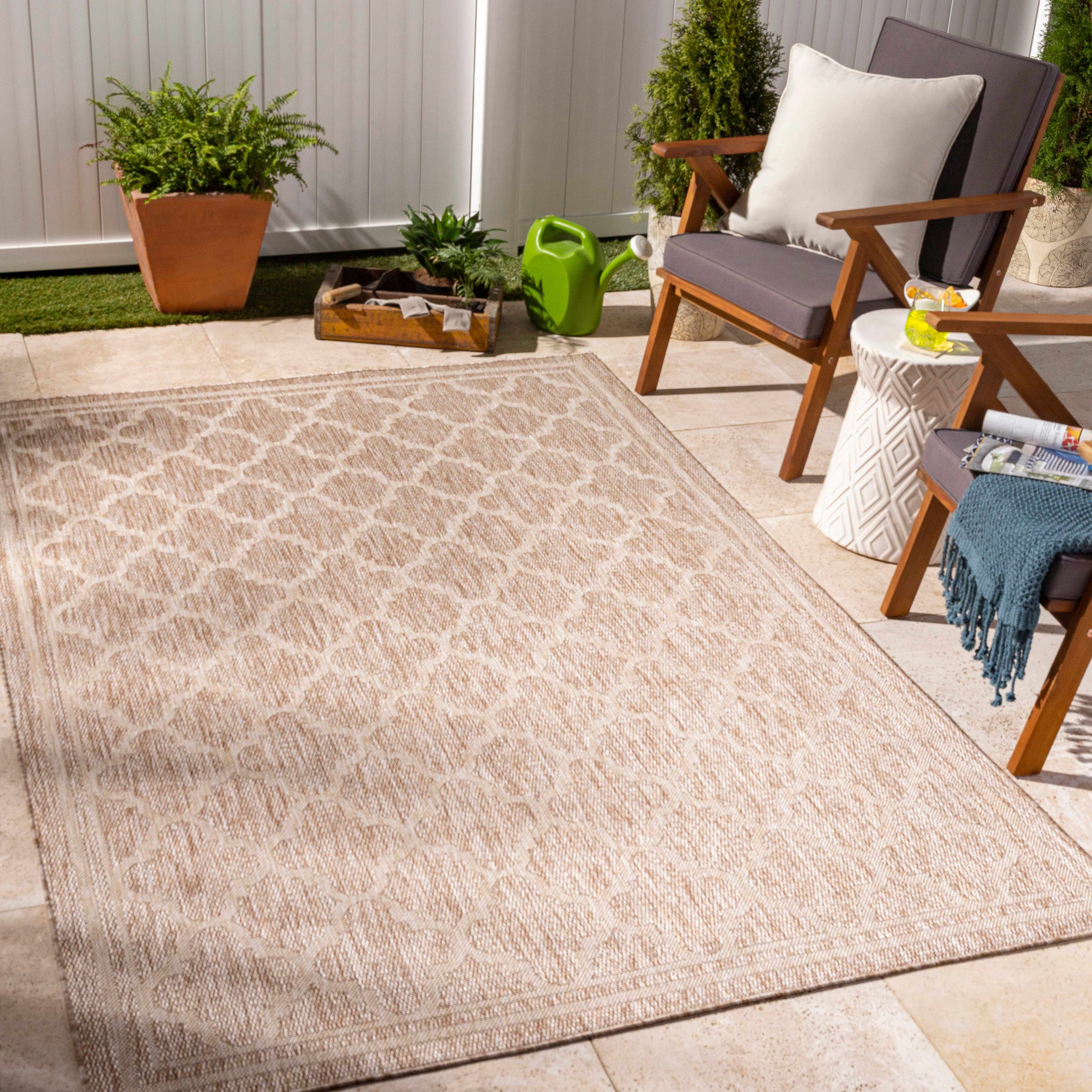 Neka 5'3in x 7' Traditional Outdoor Trellis Outdoor Area Rug - Hauteloom