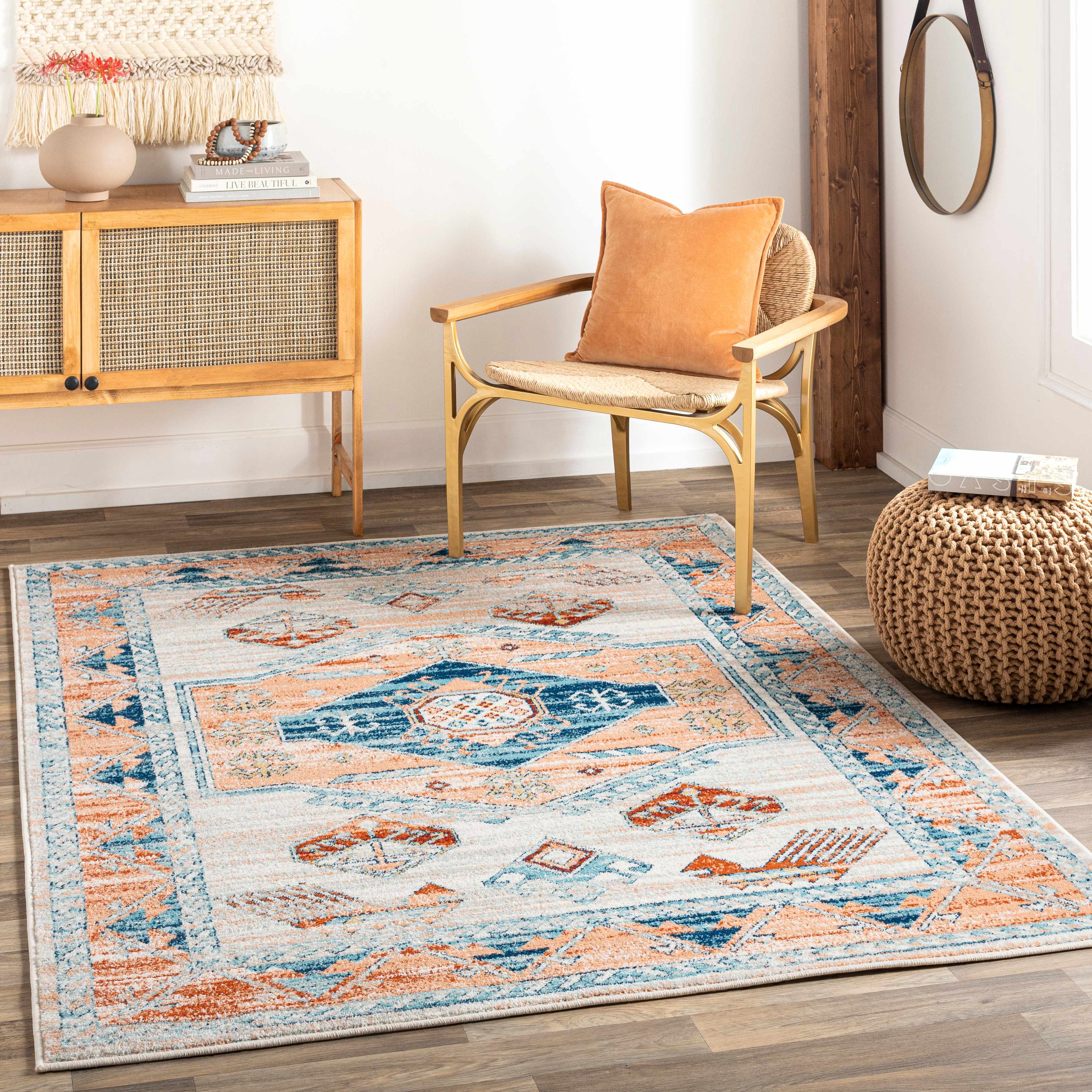 Locmayan 5'3in x 7' Updated Traditional Farmhouse Area Rug - Hauteloom