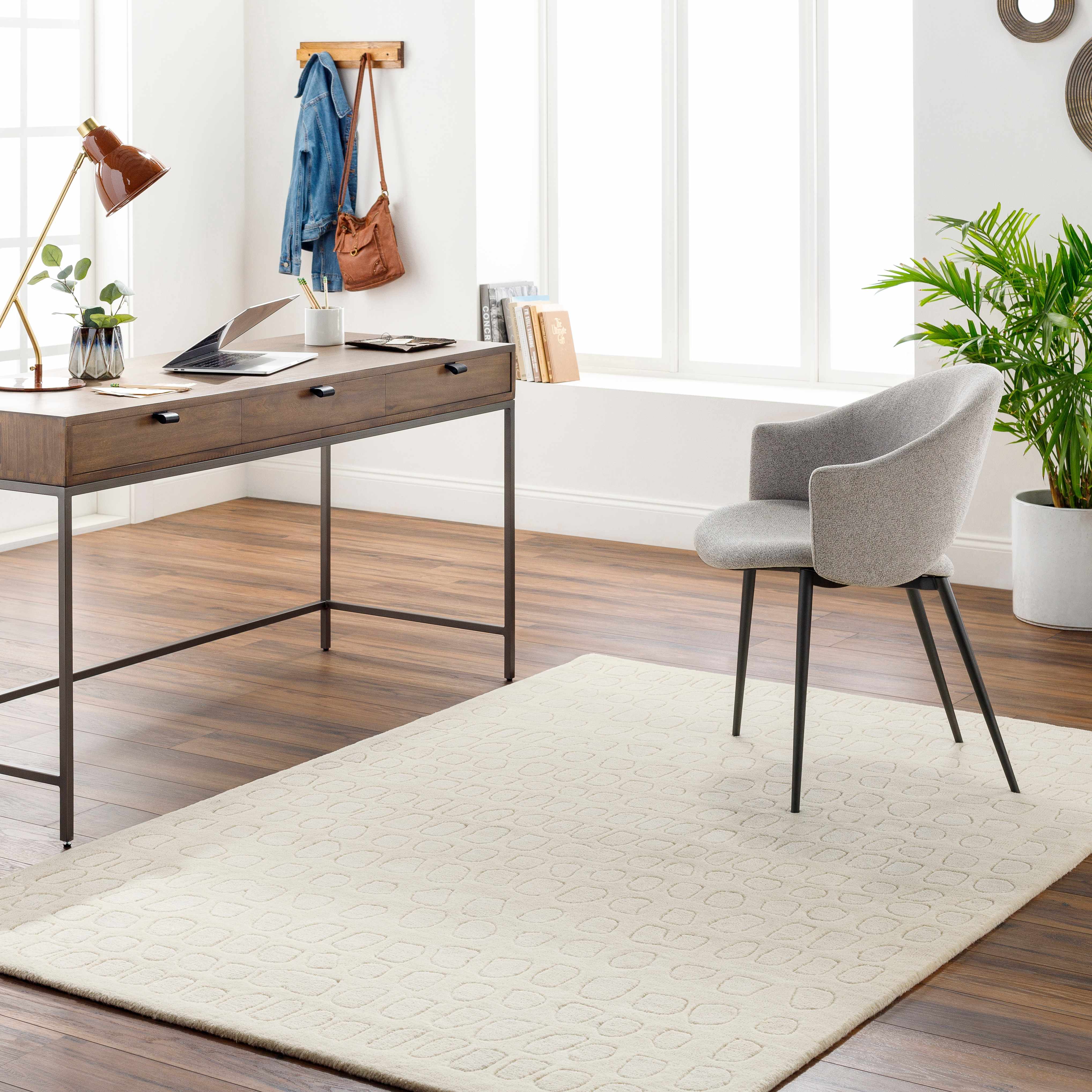 Arjan 5' x 7'6in Wool Area Rug - Hauteloom