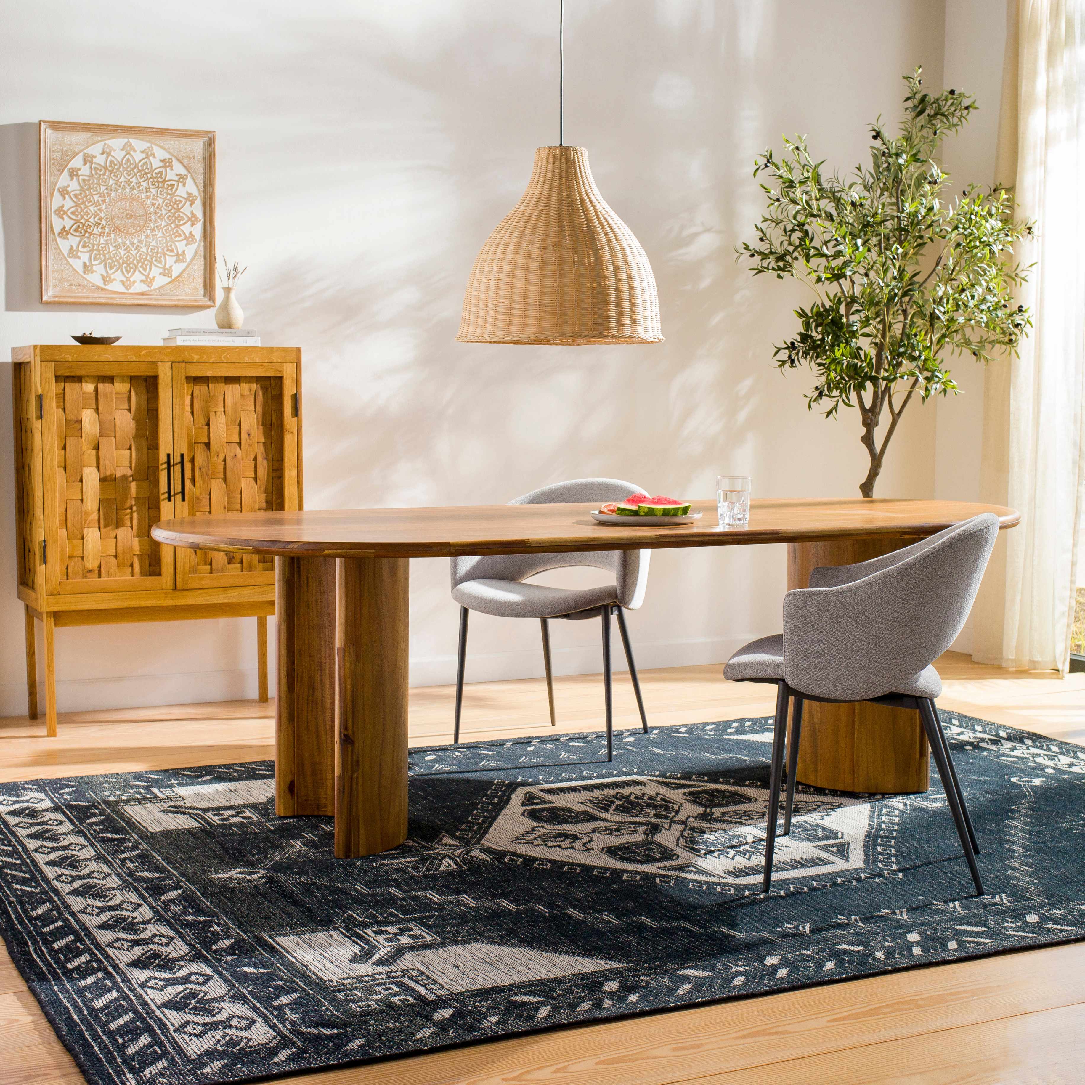 Minapan 8' x 11' Handmade Wool Tradition Wool Area Rug - Hauteloom