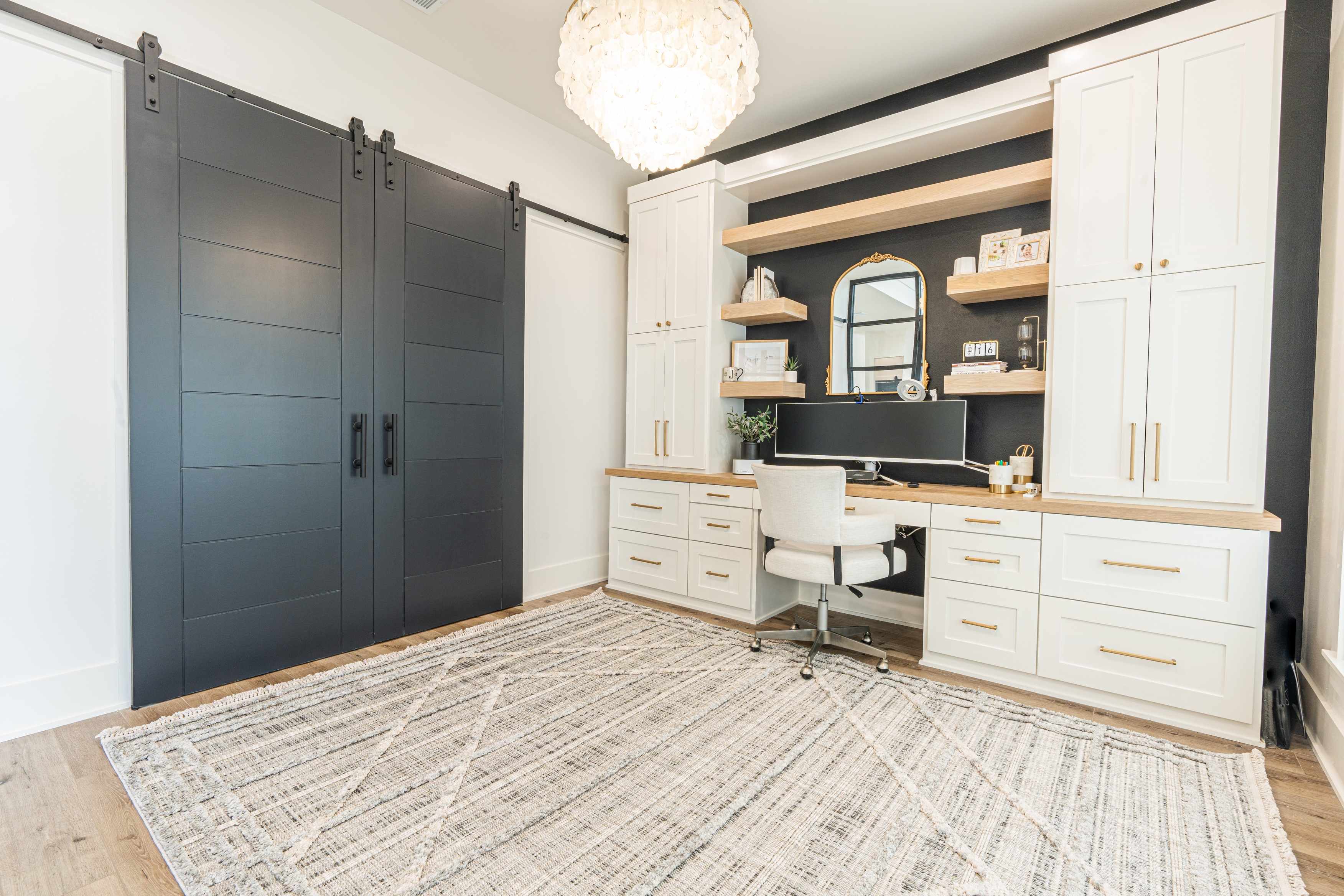 Barurao 6'7in x 9' Area Rug - Hauteloom